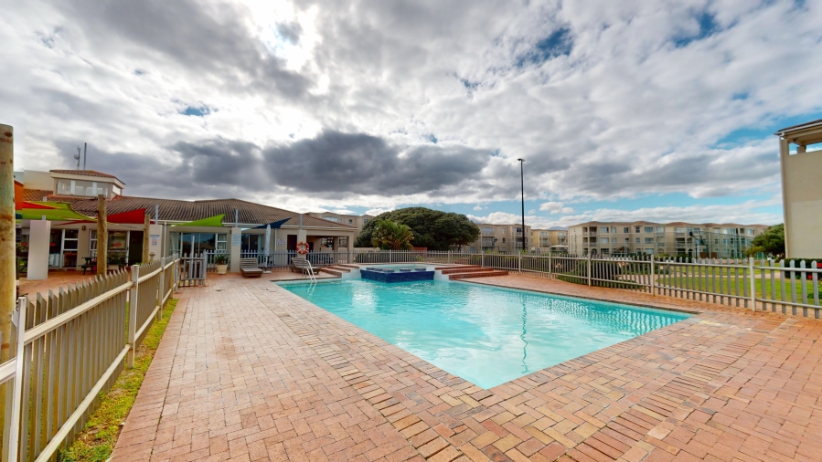 2 Bedroom Property for Sale in Westcliff Western Cape